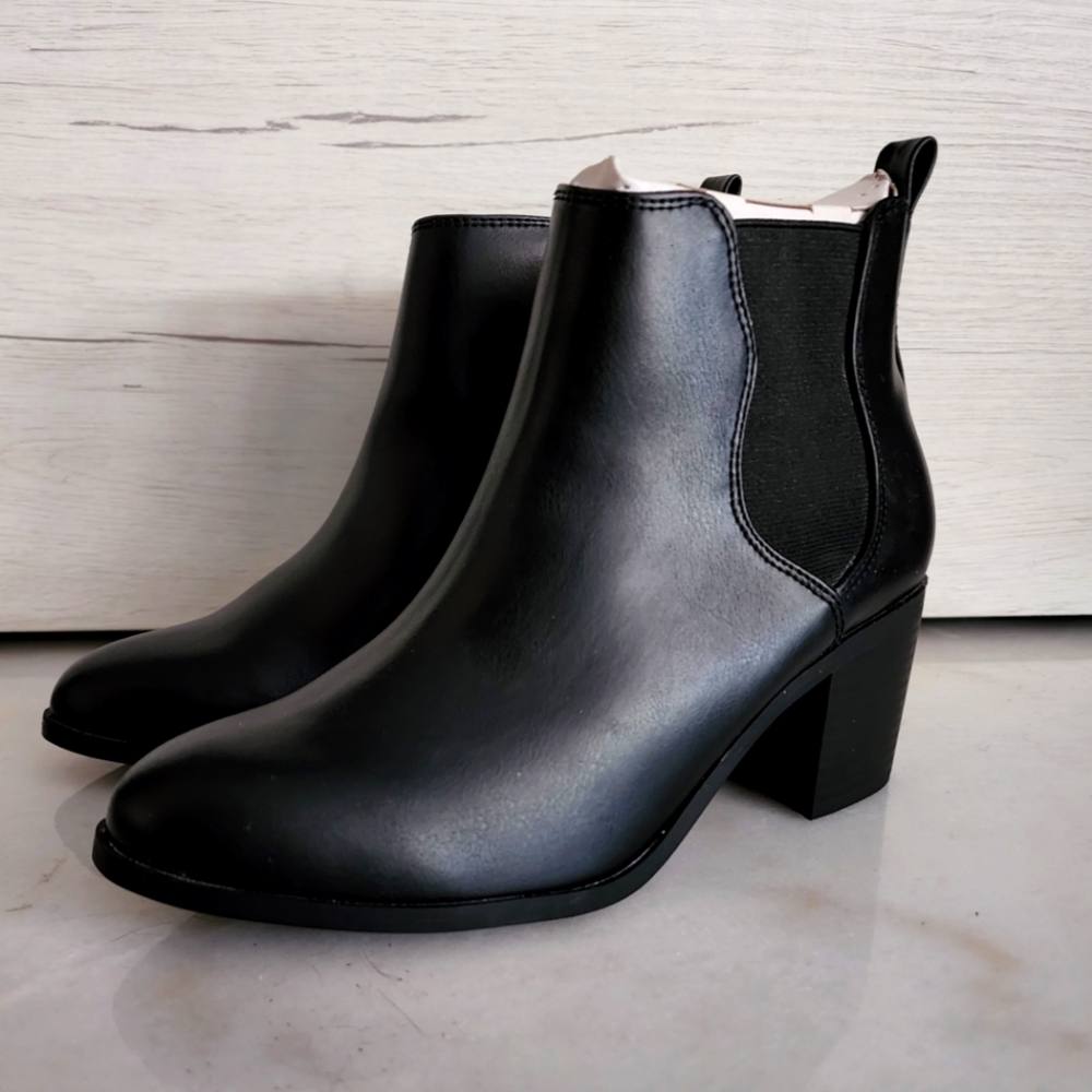 Black Serra Ankle Boot